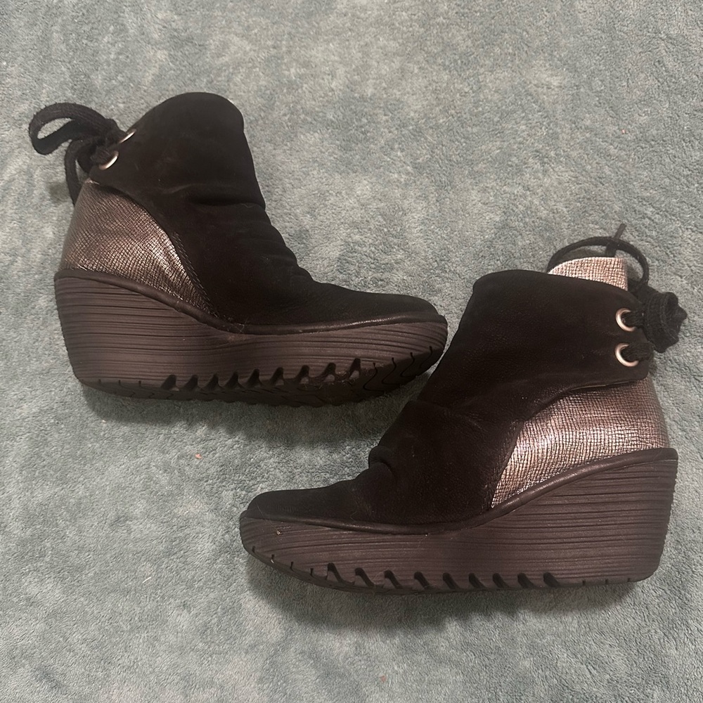 Fly London Yama Suede & Leather Lace-Up Wedge Ankle Boots 36